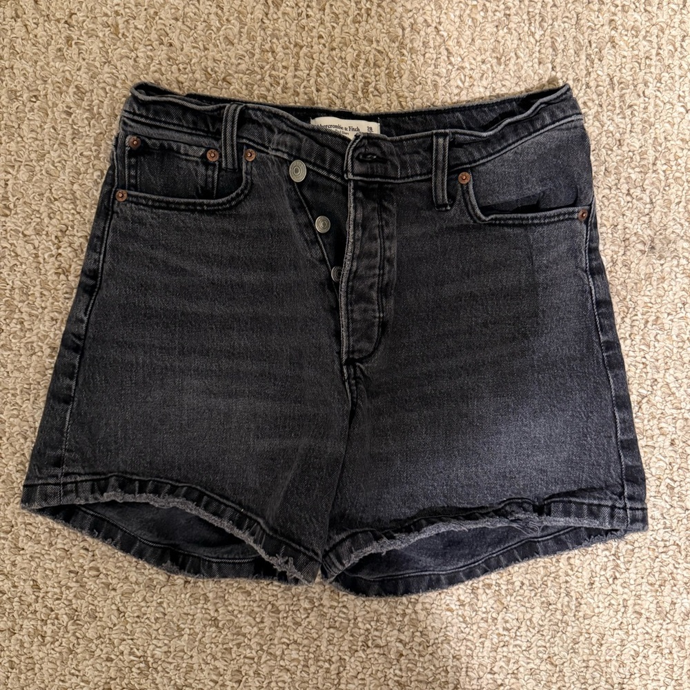 Abercrombie and Fitch High Rise Dad Short